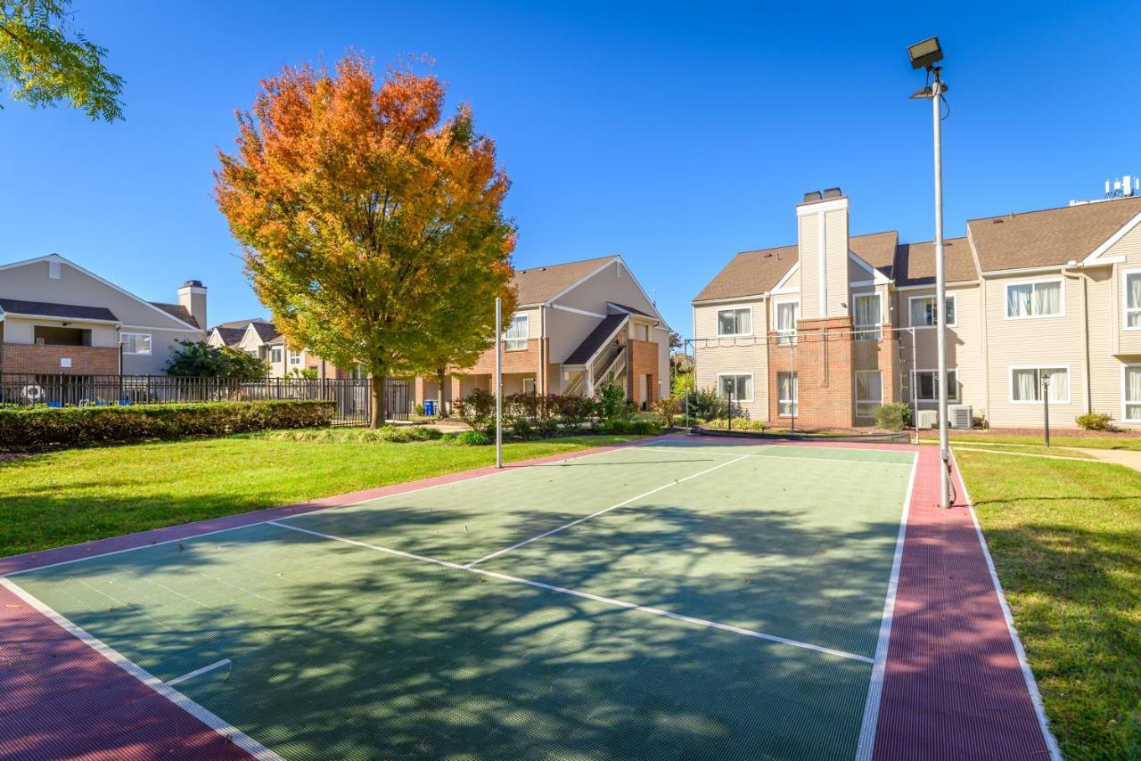 Philadelphia Suites At Airport - An Extended Stay Hotel Exterior photo